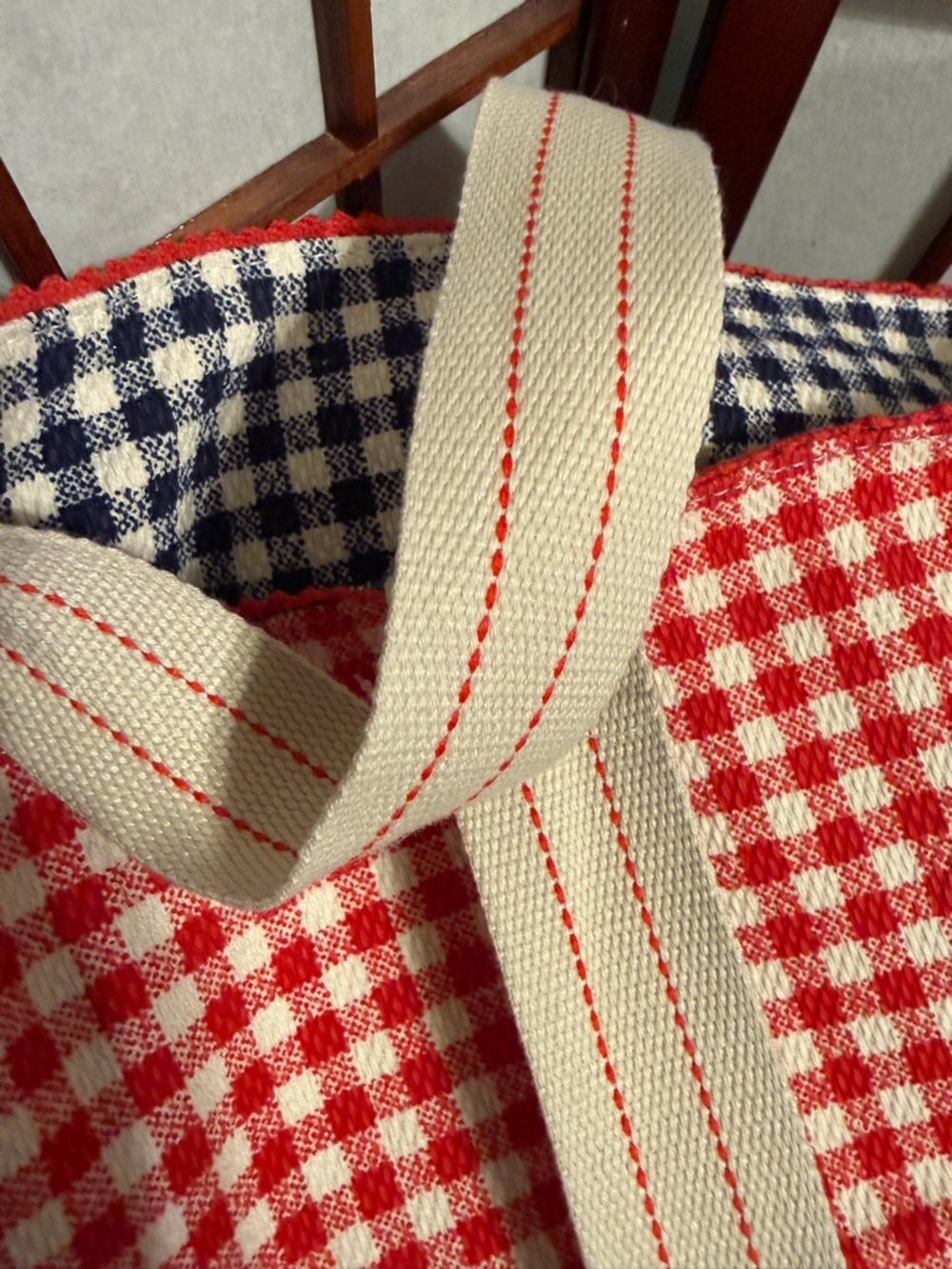 Spacious Reversible Canvas Tote Handbag -  Red & Navy Gingham - Picture 4 of 14